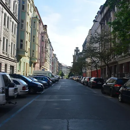 Zz-apartments U Riegrovych Sadu 아파트 *