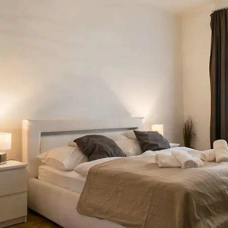 Zz-apartments U Riegrovych Sadu Appartement *